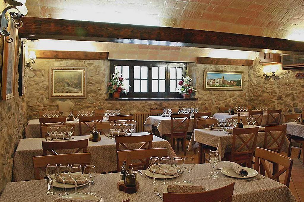 Hotel-Restaurante La Quadra 마카네트데카브레니스 3*,  스페인
