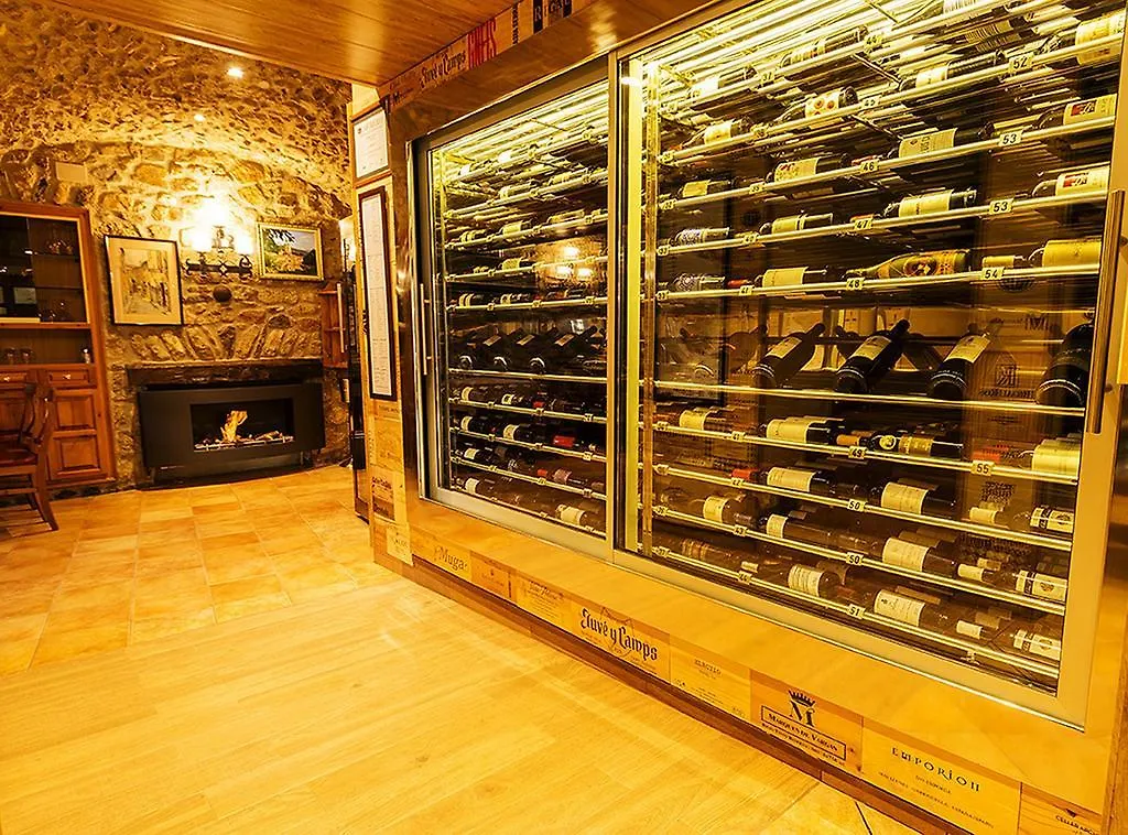 Hotel-Restaurante La Quadra 마카네트데카브레니스
