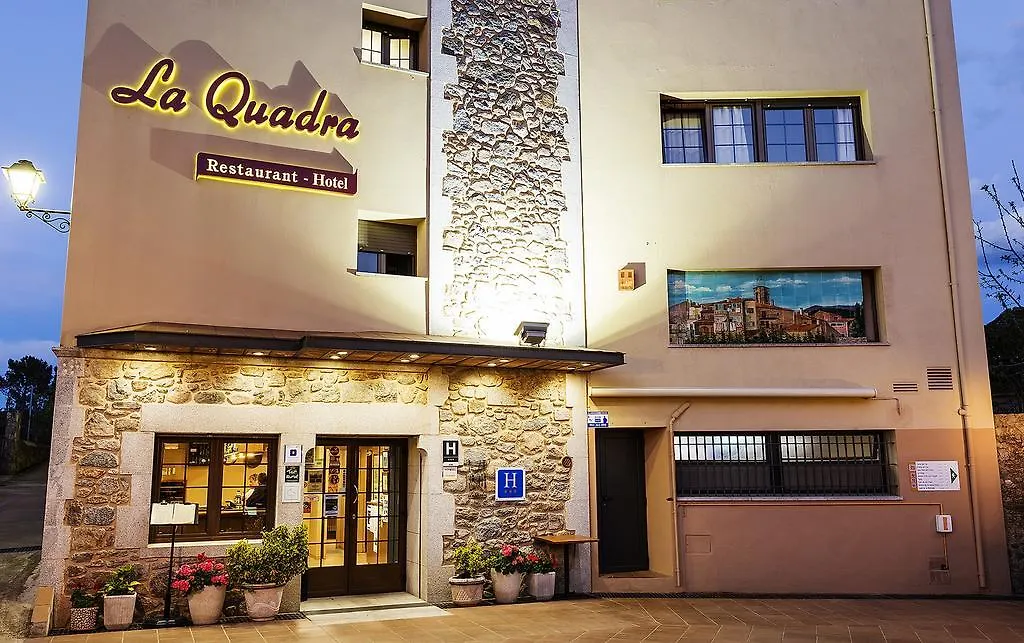 Hotel-Restaurante La Quadra Maçanet de Cabrenys Spagna