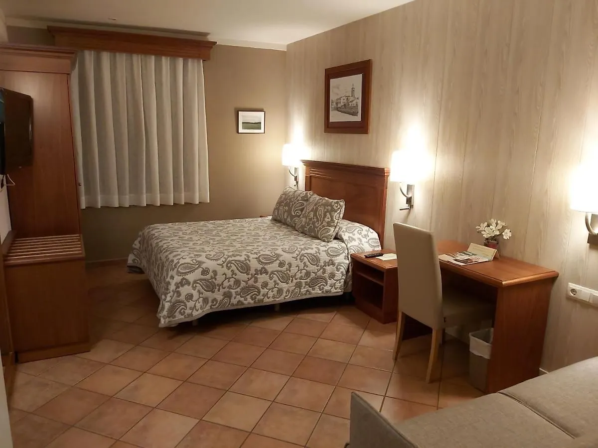 Hotel Hotel-Restaurante La Quadra Maçanet de Cabrenys