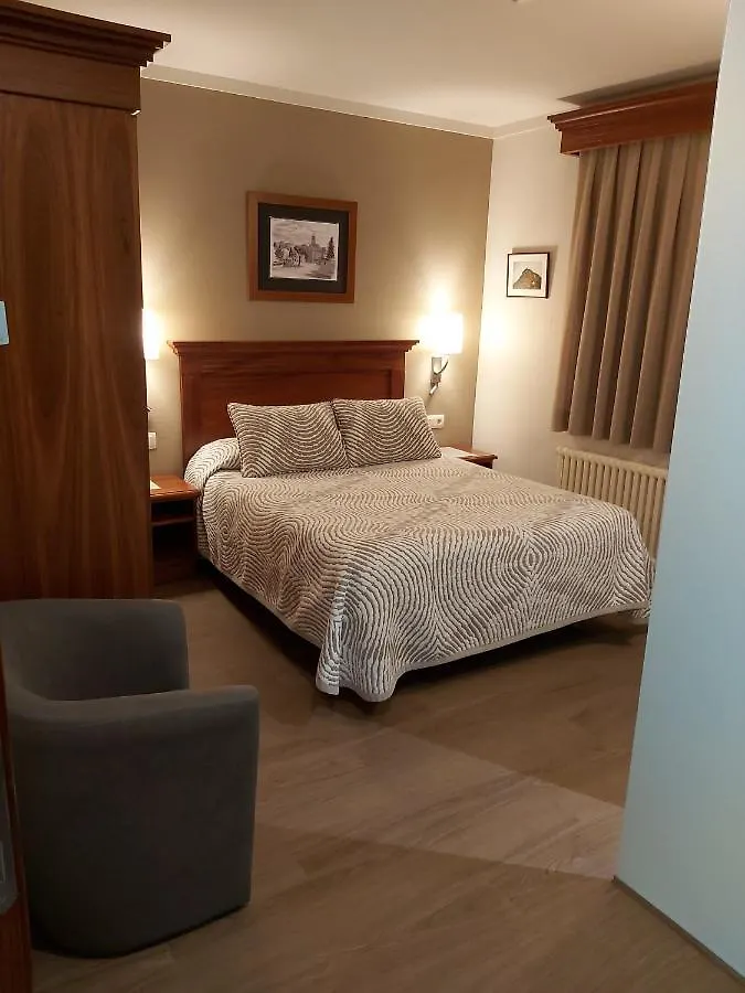 Hotel-Restaurante La Quadra Maçanet de Cabrenys